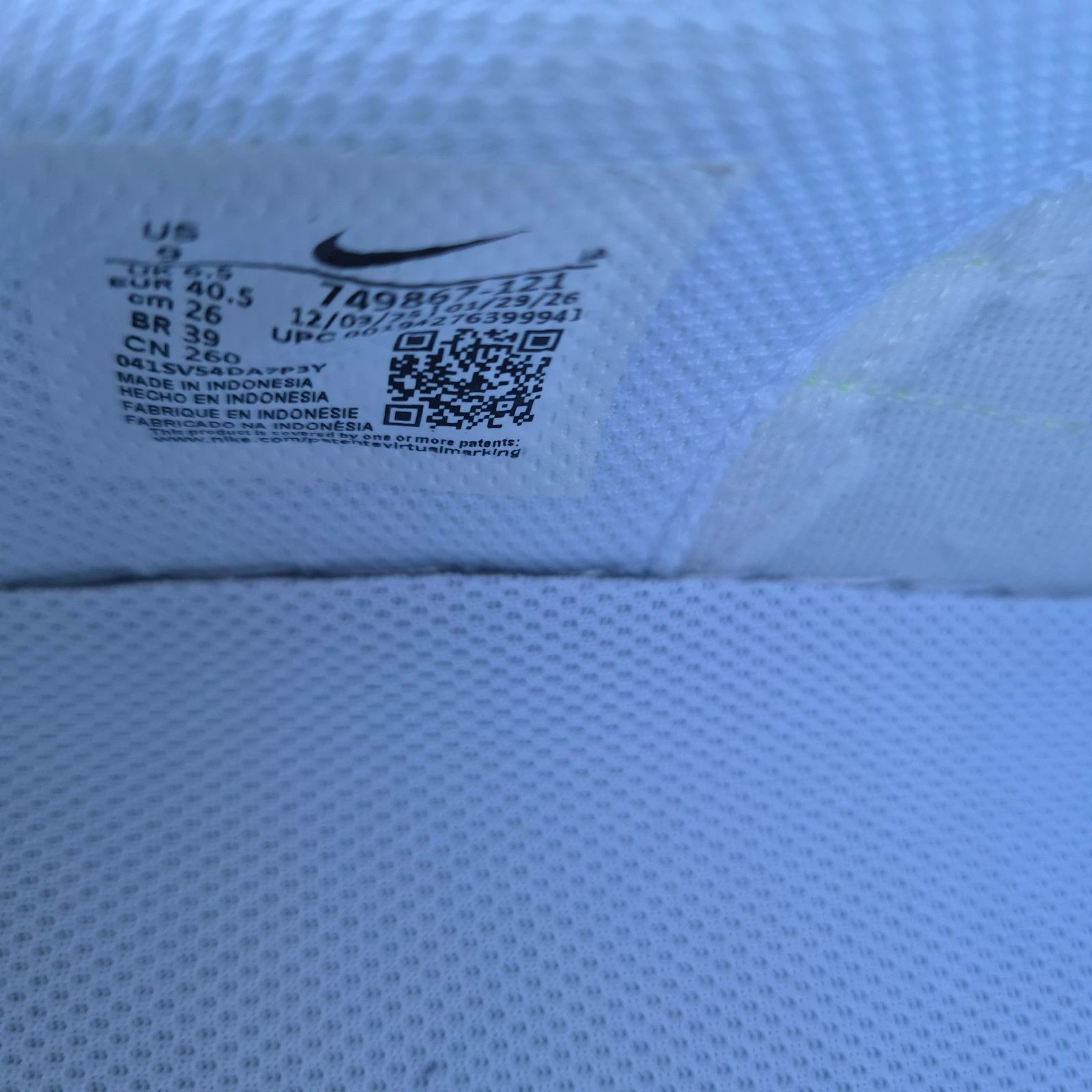 Nike sneakers – photo 7